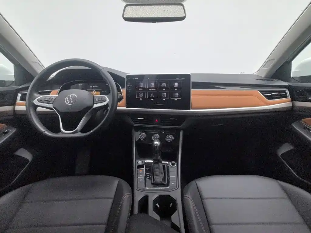 Volkswagen Bora 2023