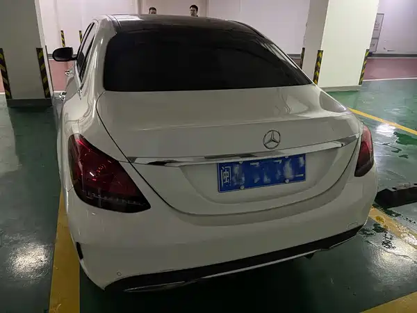 Mercedes-Benz C-Class 2020