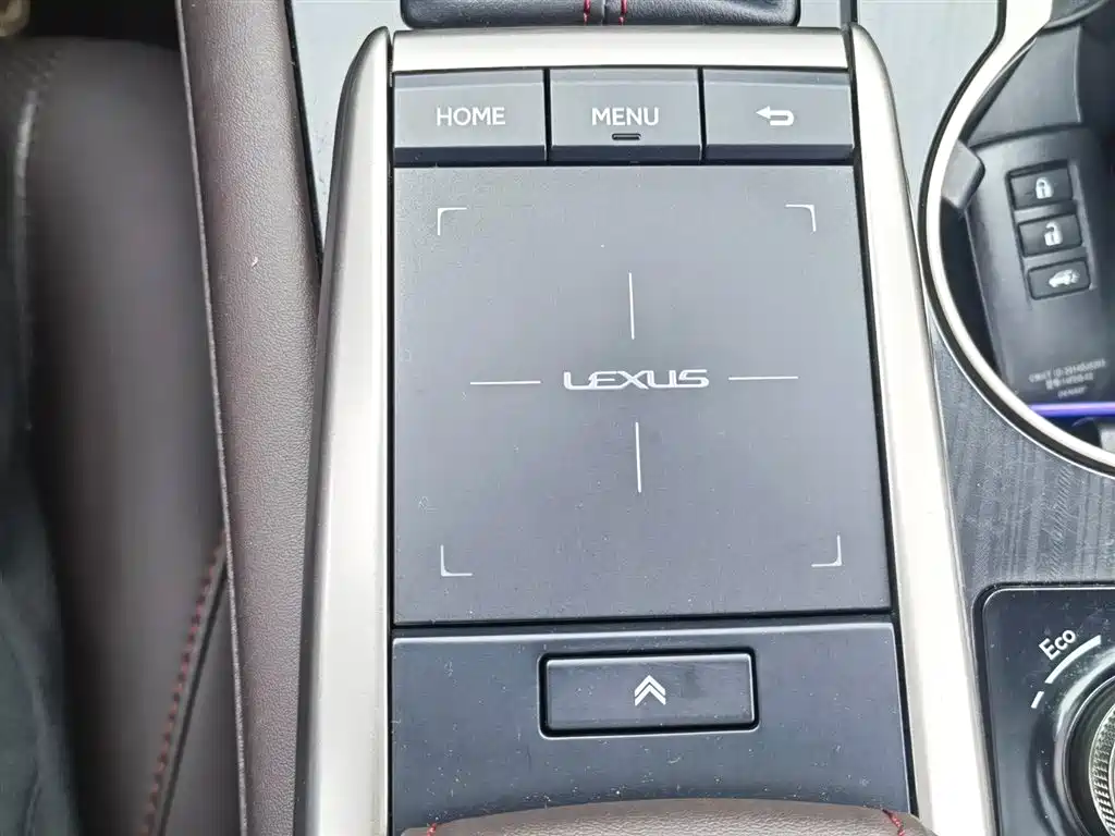 Lexus RX 2019 — фото 19