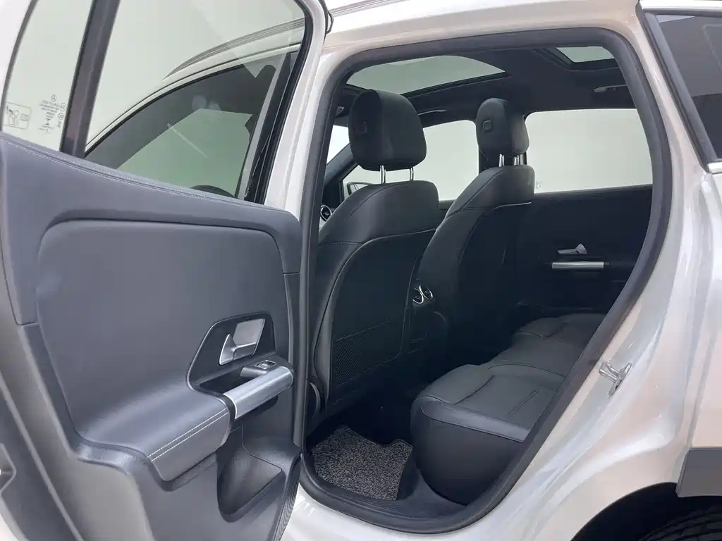 Mercedes-Benz GLA 2022 — фото 18