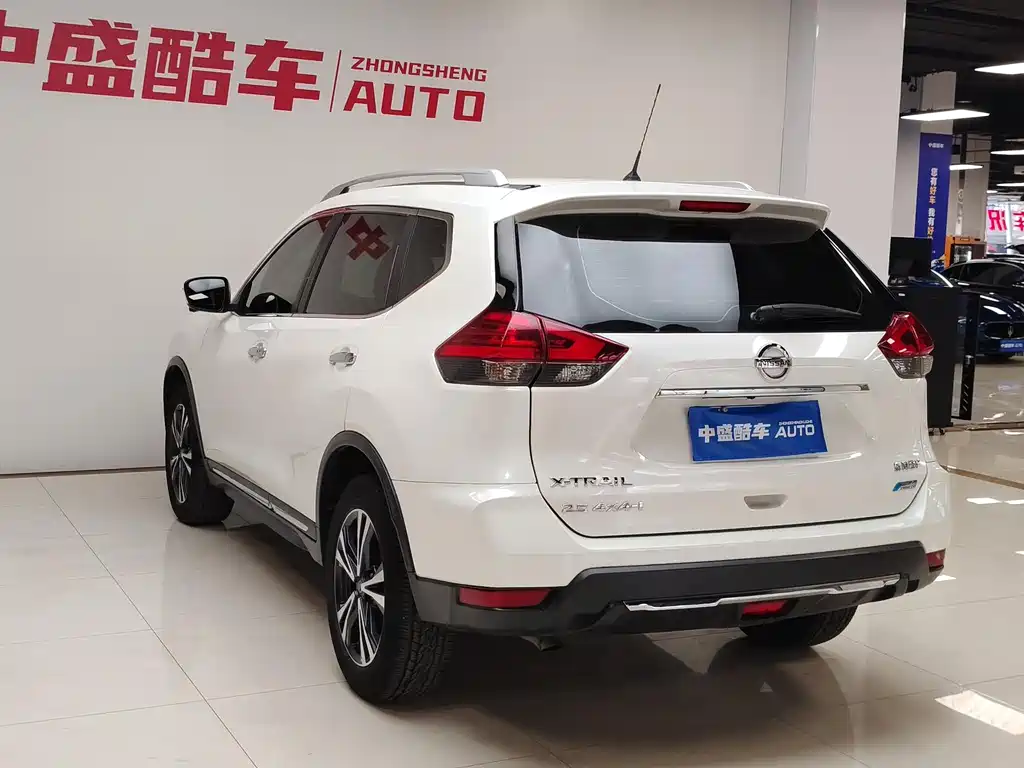 Nissan X-Trail 2018 — фото 14