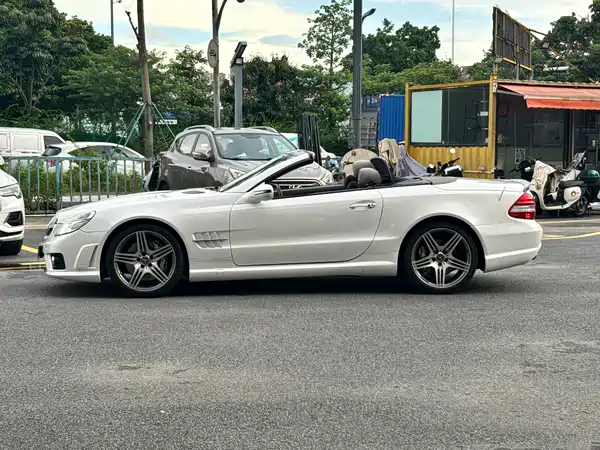 Mercedes-Benz SL-Class 2009