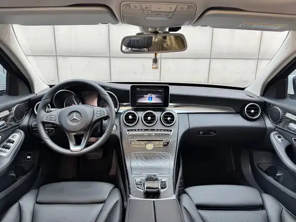 Mercedes-Benz C-Class 2018