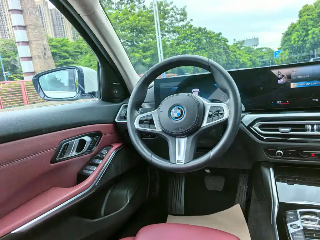 BMW i3 2023 — фото 7
