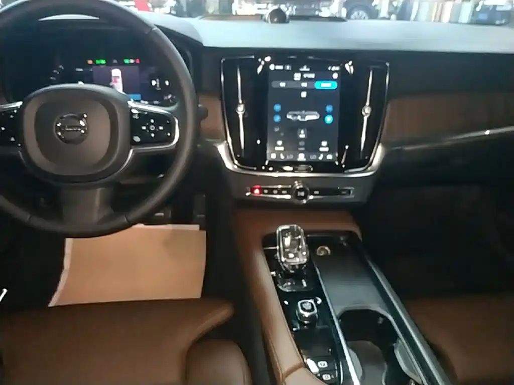 Volvo S90 2021 — фото 13