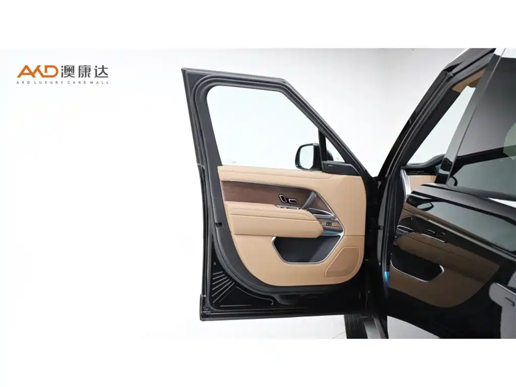 Land Rover Range Rover 2023 — фото 10