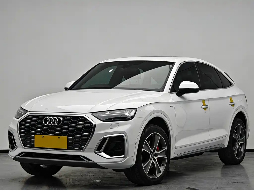 Audi Q5L Sportback 2022 — фото 2