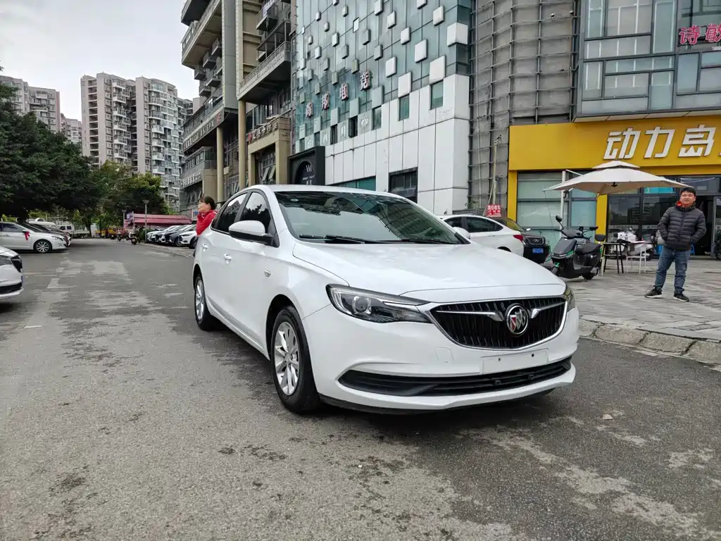 Buick Excelle 2019 — фото 3