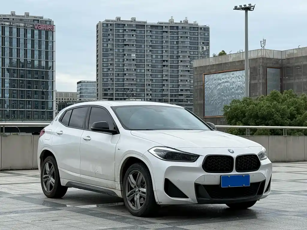 BMW X2 2023 — фото 3