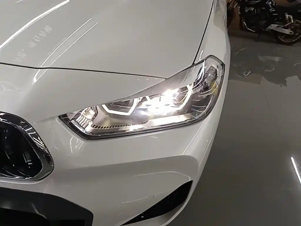 BMW X2 2021 — фото 24