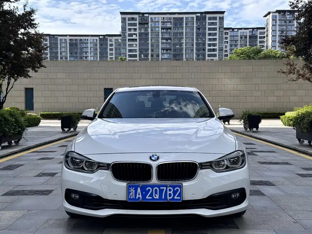 BMW 3 Series 2017
