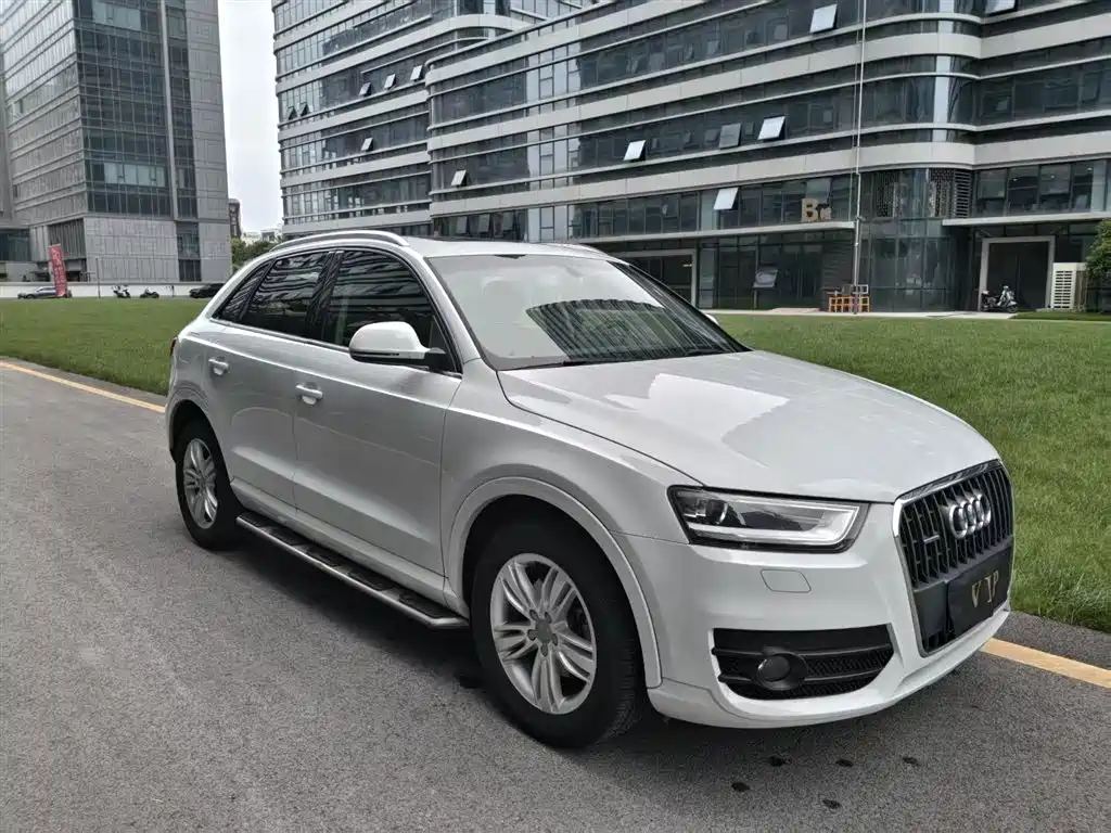 Audi Q3 2015 — фото 4