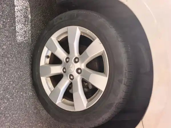 Mitsubishi Outlander 2012