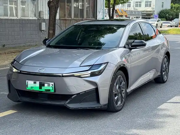 Toyota bZ3 2025