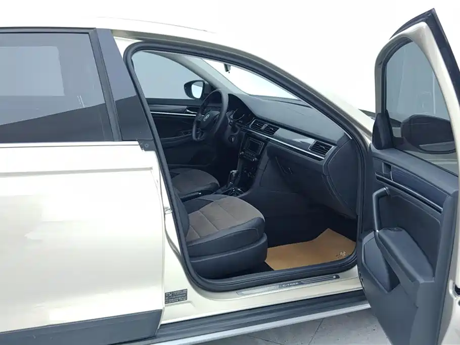 Volkswagen C-Trek 2017 — фото 8