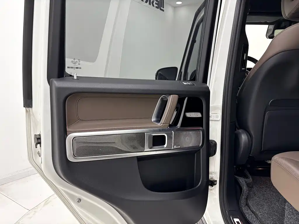 Mercedes-Benz G-Class 2021 — фото 18