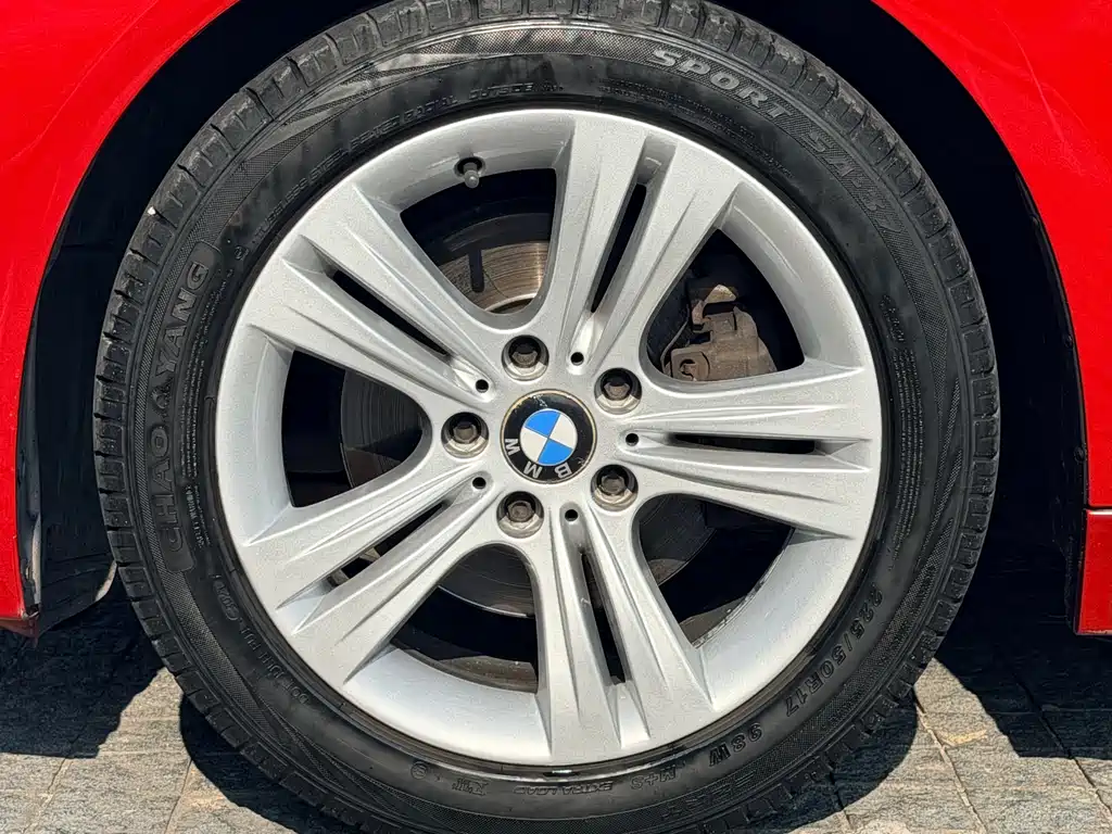 BMW 3 Series 2014 — фото 15