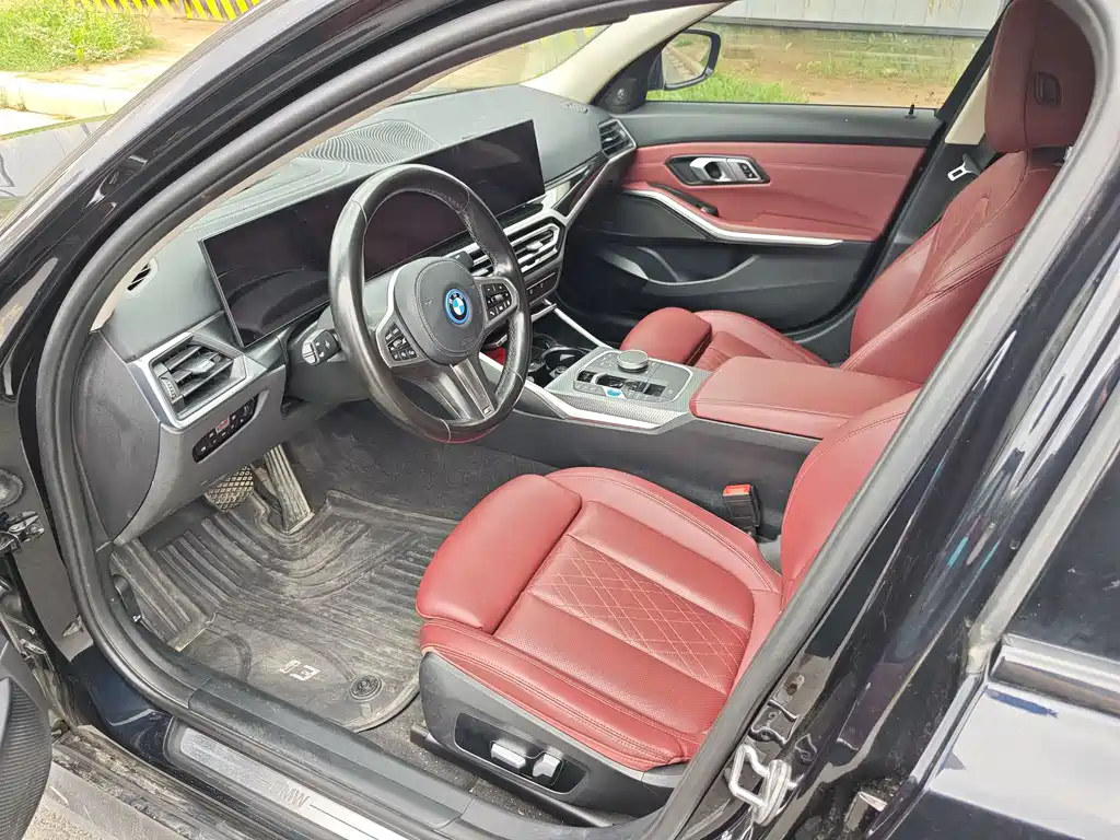 BMW i3 2023