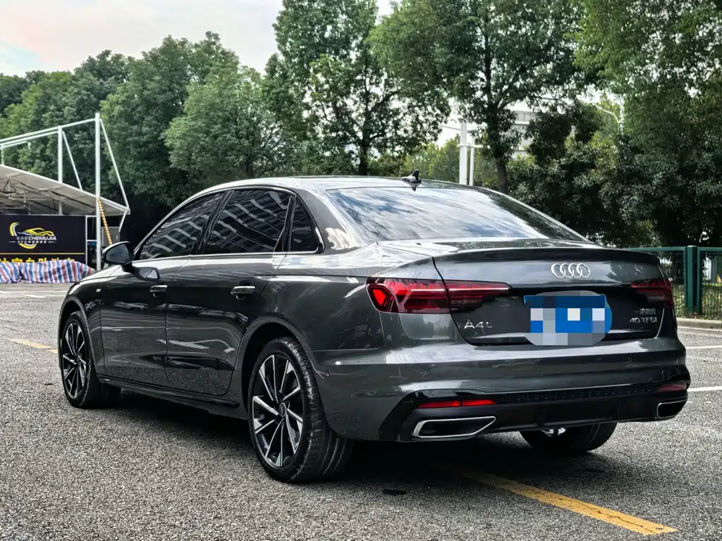 Audi A4L 2021 — фото 21