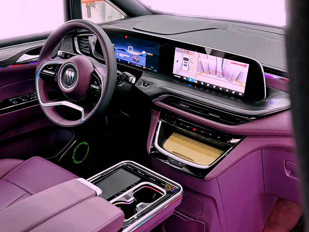 Buick GL8 Hybrid — фото 13