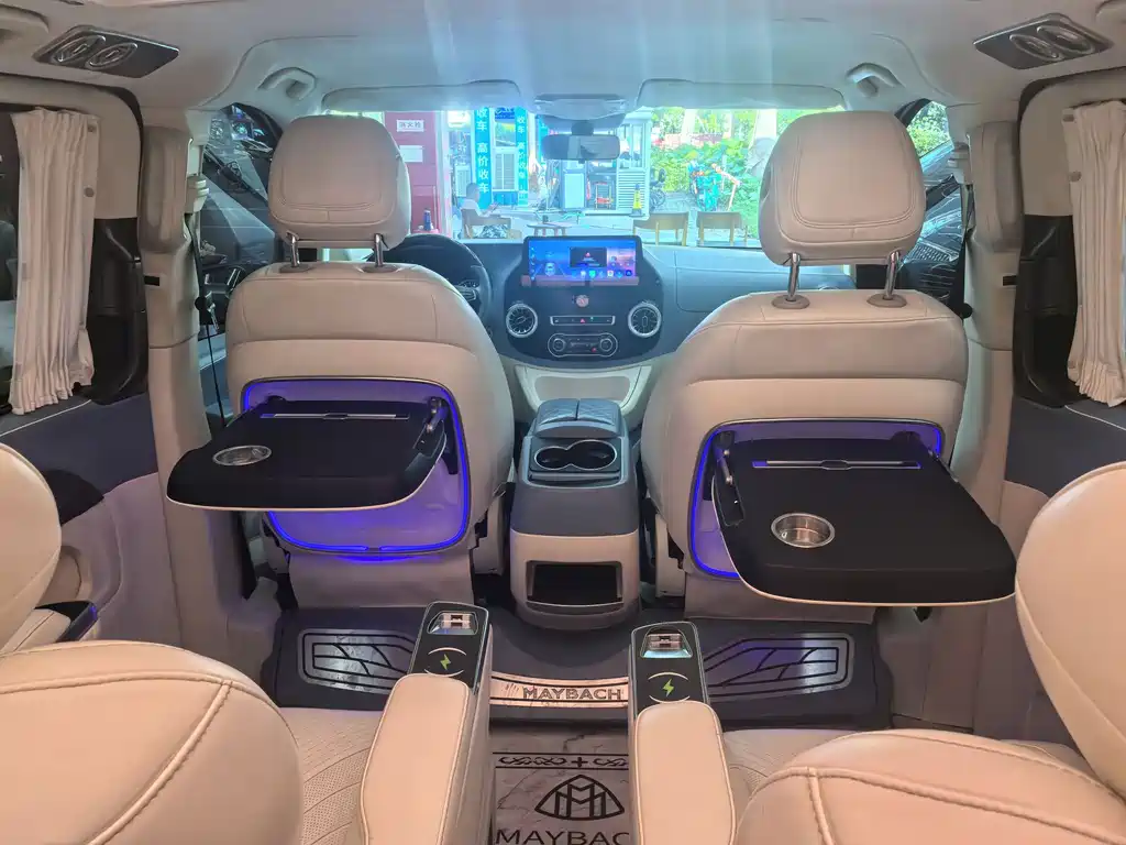 Mercedes-Benz Vito 2023 — фото 14