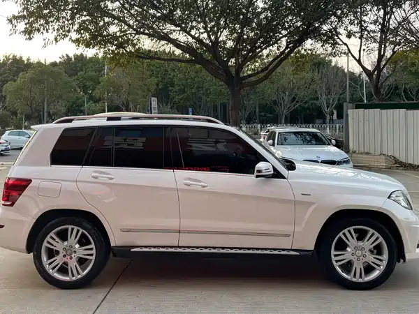 Mercedes-Benz GLK-Class 2015