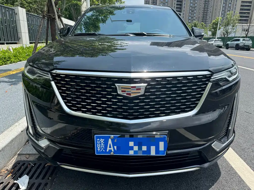 Cadillac XT6 2021 — фото 2