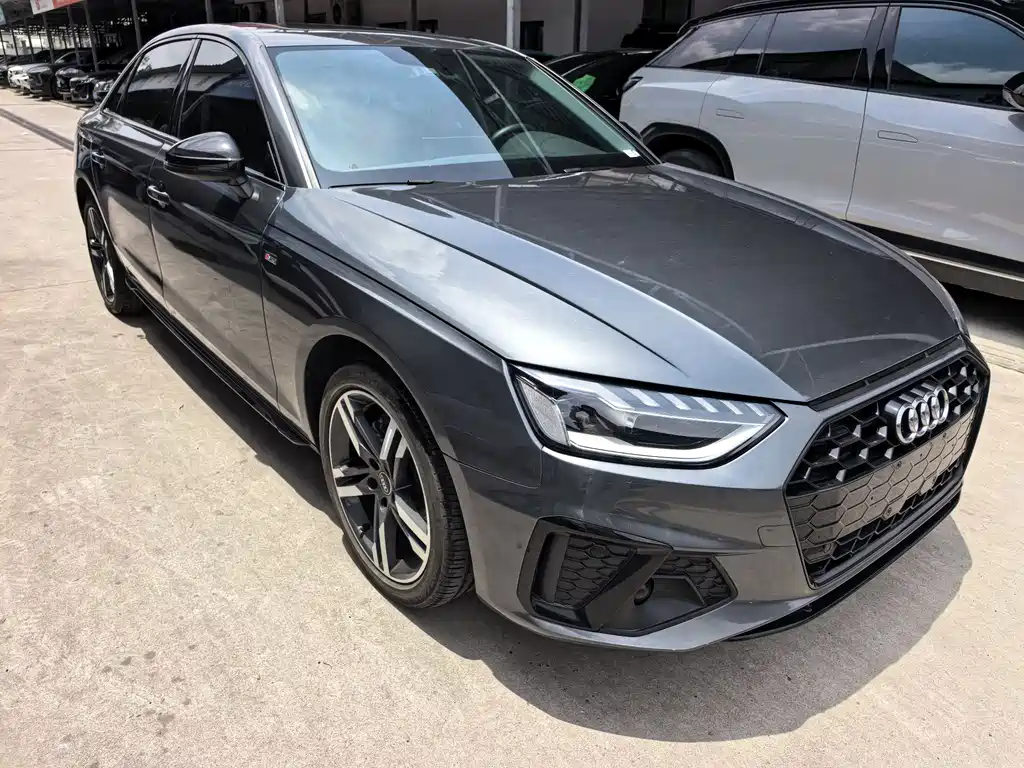Audi A4L 2022