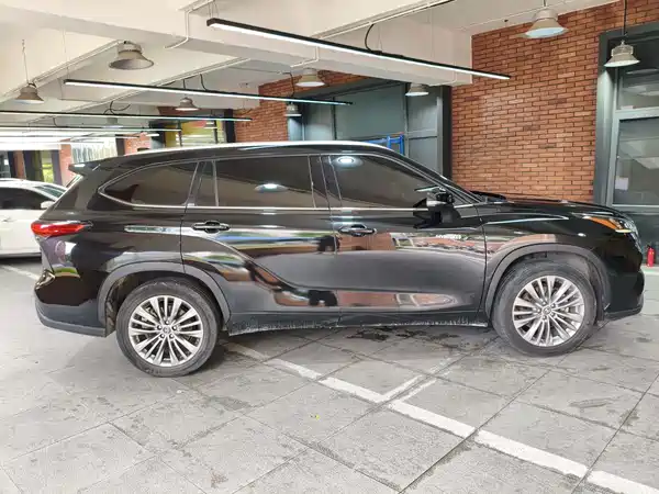 Toyota Highlander 2022