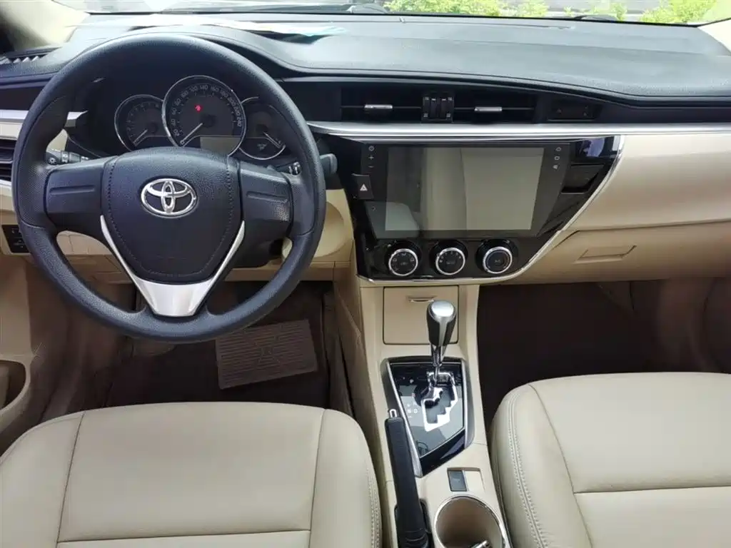 Toyota Corolla 2016 — фото 10
