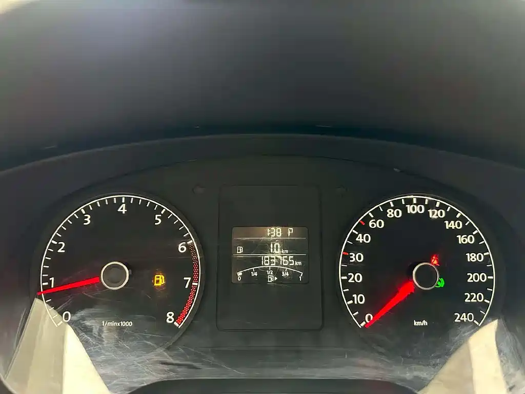 Volkswagen Sagitar 2012
