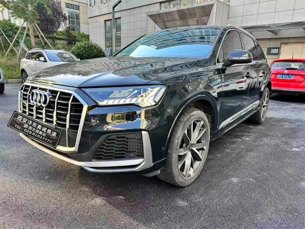 Audi Q7 2024 — фото 2