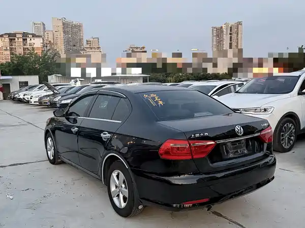 Volkswagen Lavida 2015