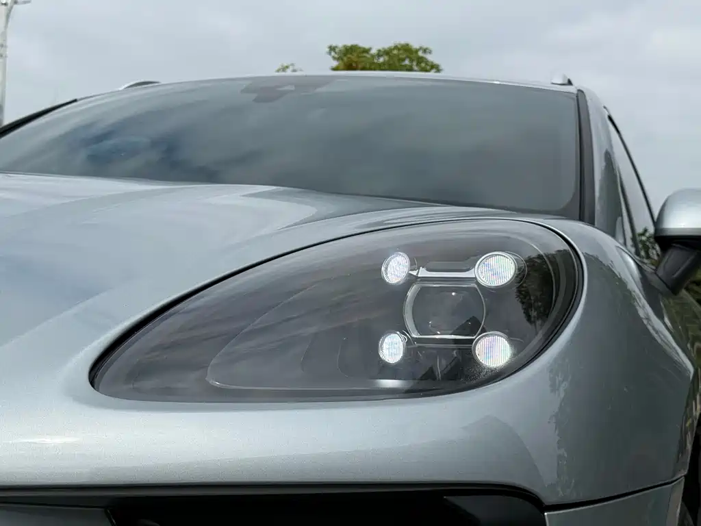 Porsche Macan 2021 — фото 4