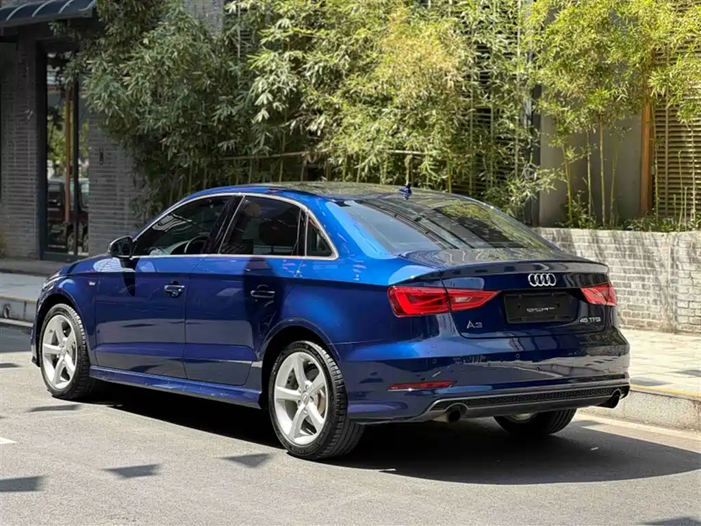 Audi A3 2016 — фото 8