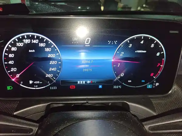 Mercedes-Benz C-Class 2022