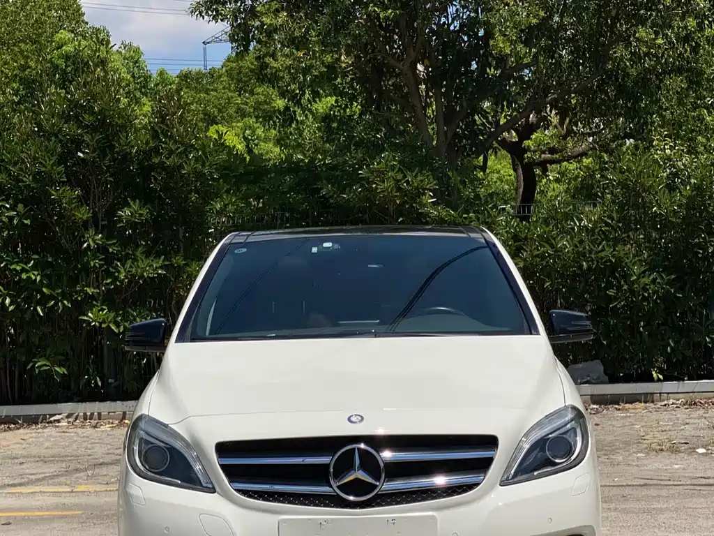Mercedes-Benz B-Class 2013