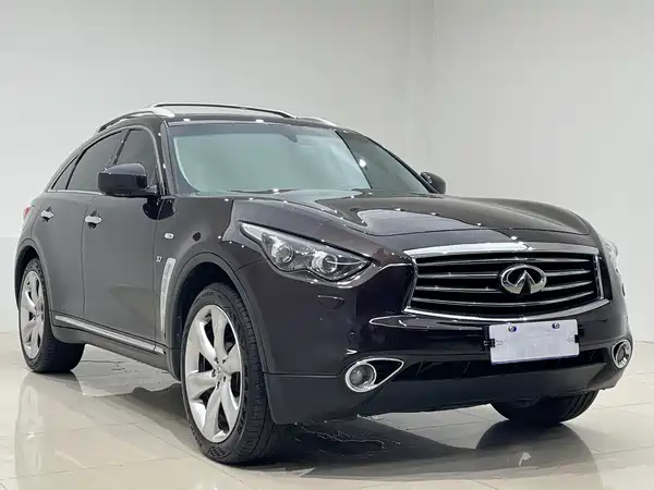 Infiniti QX70 2014