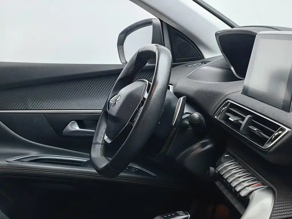 Peugeot 4008 2018 — фото 22
