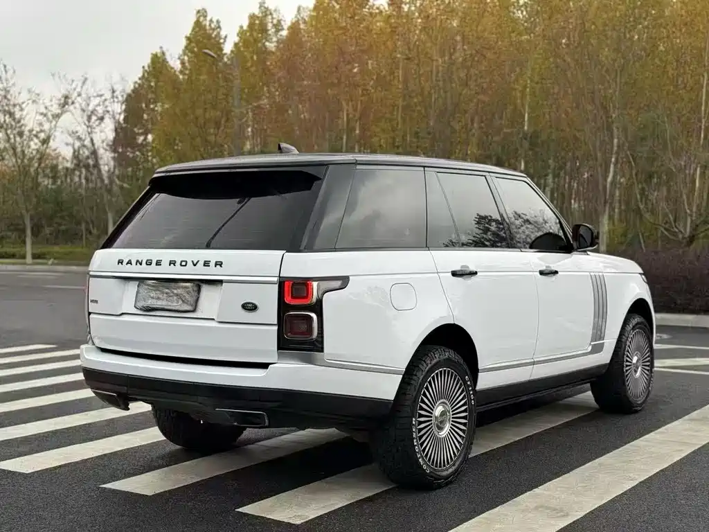 Land Rover Range Rover 2018 — фото 7