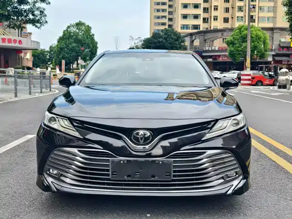 Toyota Camry 2019