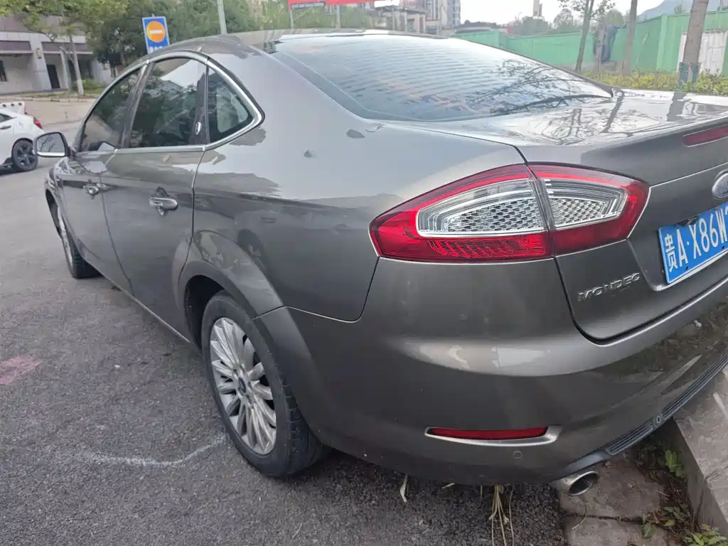 Ford Mondeo Zhisheng 2013 — фото 6