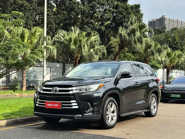Toyota Highlander 2020