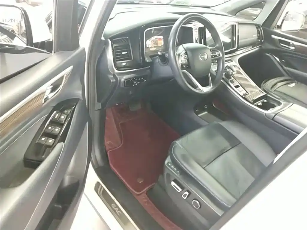 GAC Motor Trumpchi M8 2022 — фото 12