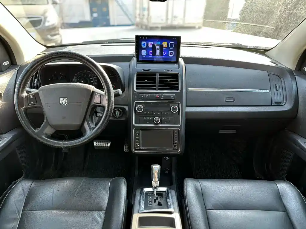 Dodge Journey 2011 — фото 9