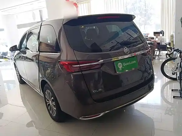 Buick GL8 2023