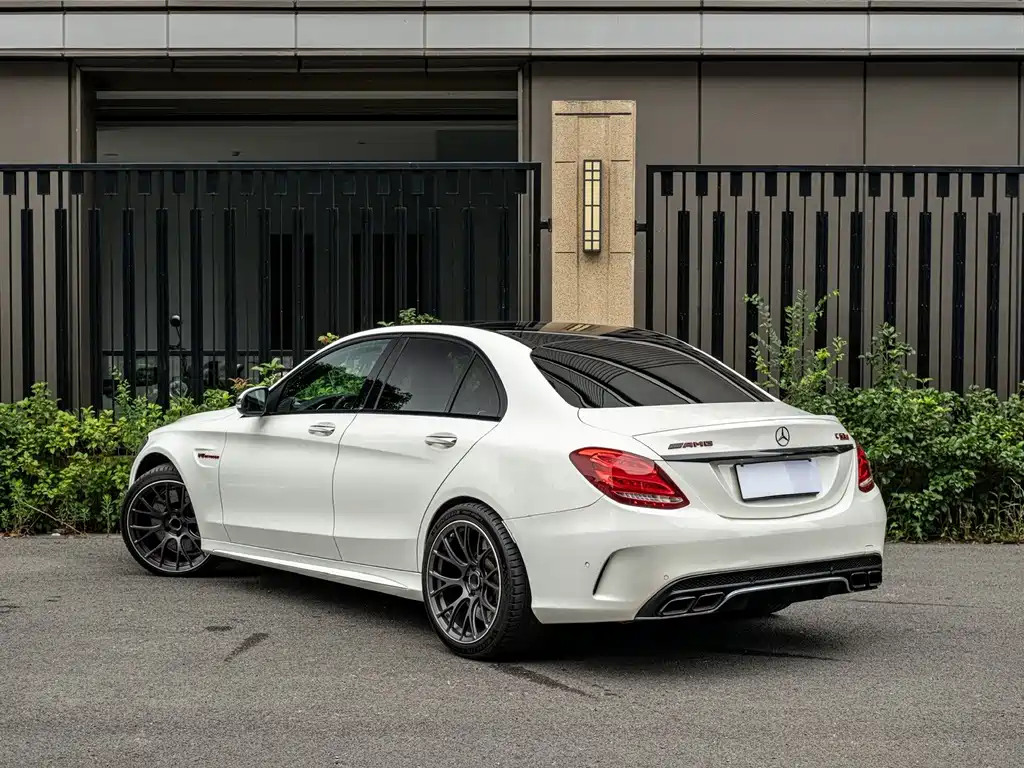 Mercedes-Benz C-Class AMG 2016 — фото 3