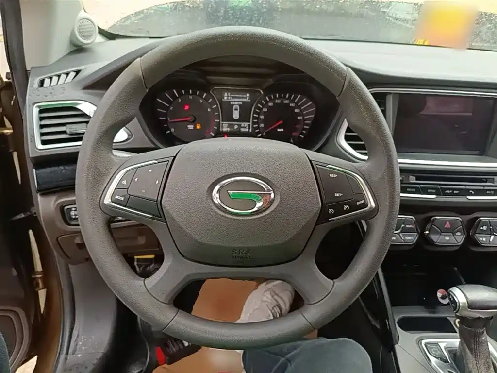 GAC Motor Trumpchi GS4 2015 — фото 11