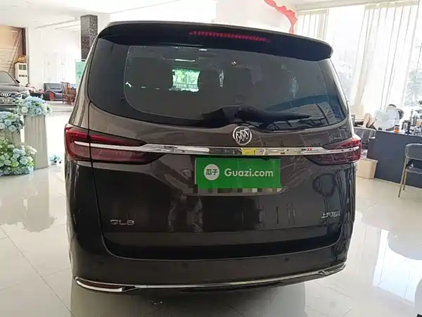 Buick GL8 2023