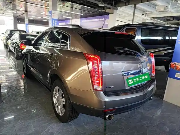 Cadillac SRX 2016